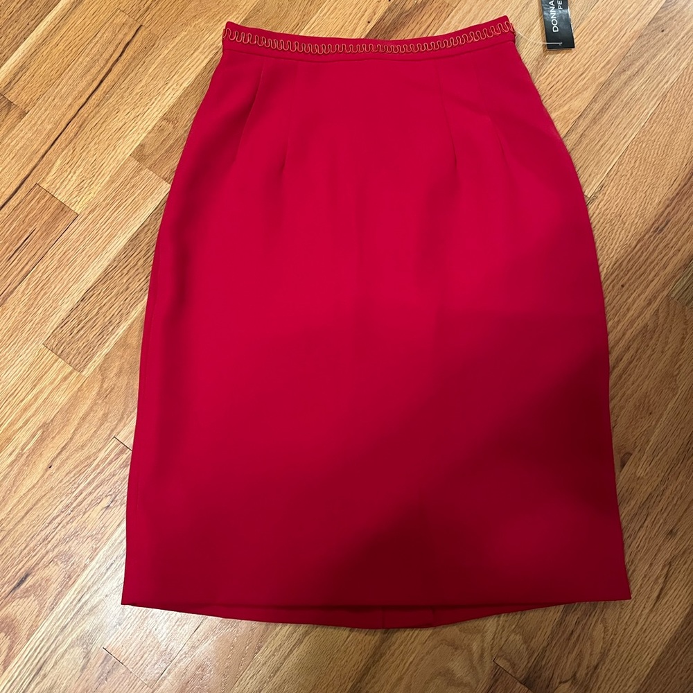 💤NWT donna morgan skirt